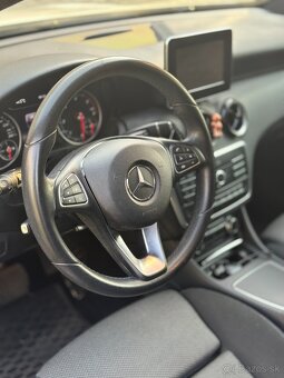 Mercedes GLA trieda 200 D A/T - 10