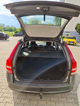 Kia Ceed SW 1,6 Benzin 86000km - 10