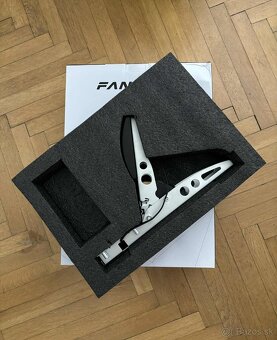 Predávam FANATEC F1 Esport set ClubSport DD - 10