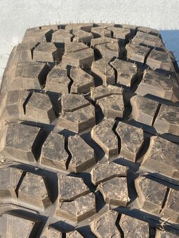 ALU kola JEEP WRANGLER JL JK R17x7 + 5 PNEU - 10
