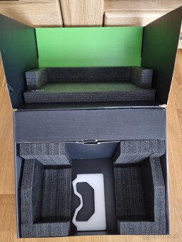 Predám Xbox Series X 1TB - 10