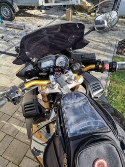 Yamaha fz1 - 10