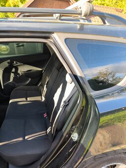Predám Hyundai i30 combi - 10