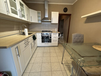 Predaj 3 izbový byt - LEVICE (107-113-MIJK) - 10