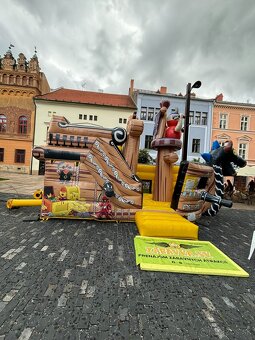 Prenájom ATRAKCIÍ a SKÁKACÍCH HRADOV domov - 10