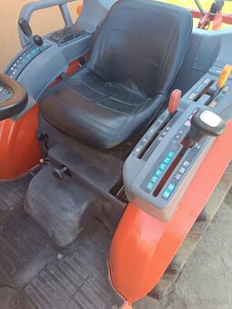 malo traktor - 10