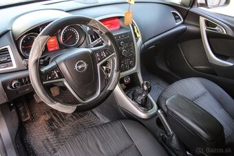Opel Astra J 1.7CDTI 2011 - 10