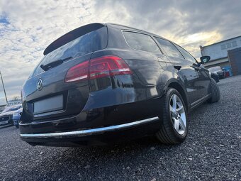 Volkswagen Passat Variant 2.0 TDI BMT Comfortline - 10