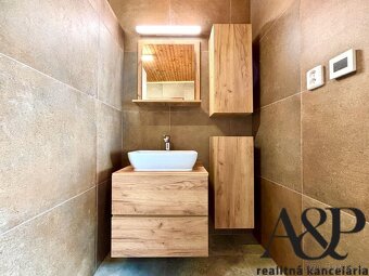 5 IZB. RODINNÝ DOM NA POLOSAMOTE, POZEMOK 2595M2, KOSTOLNÉ o - 10