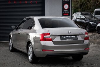 Škoda Octavia 1.6 TDI Elegance - 10