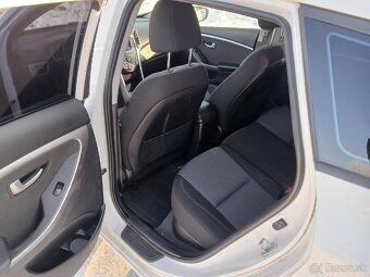 Hyundai i30 1.6crdi 160 000km - 10