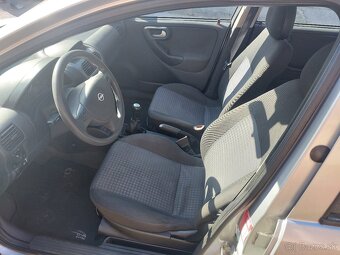 Opel Corsa 1.2 - 10