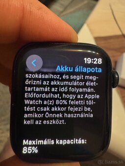 Apple Watch 8 45mm - 10