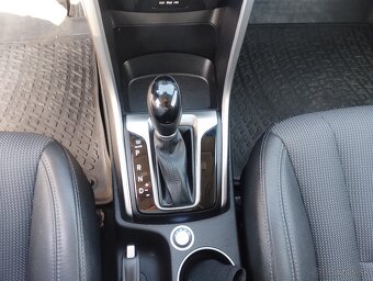 Hyundai i30 BENZIN+ LPG - 10