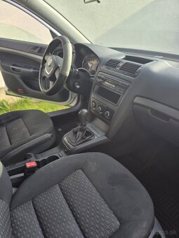 Skoda Octavia 1.4MPI 2010 Facelift - 10