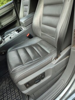 Volkswagen Touareg 3.0Tdi 165kw - 10