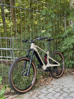 ZÁNOVNÝ Ebike Focus Sam2 - 10