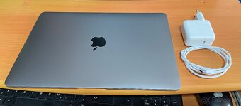 Predám MacBook Air 13” 2019 - 10