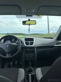 Peugeot 207 1.6 HDi 66 kW, r.v. 2006, šedá metalíza - 10
