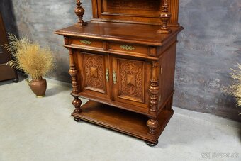 KOMODA / DUBOVÝ PRÍBORNÍK NA PORCELÁN, MASÍVNE DREVO, PO REN - 10