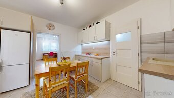 Romantický RD po kompletnej rekonštrukcii v Dolných Salibách - 10