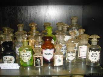 Predam zbierka starozitna lekarenska nadoba, flaska... - 10