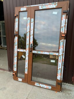 Vchodové plastové dvere - 10