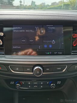 Opel Insignia 2.0 CDTI S&S Innovation AT8 - 10
