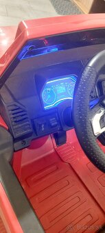 Detské elektrické auto Ford Super Duty 4x4 - 10