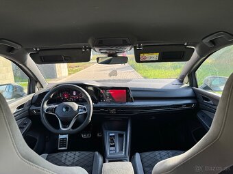 VW GOLF VIII R-line 1.5 eTSI - 10