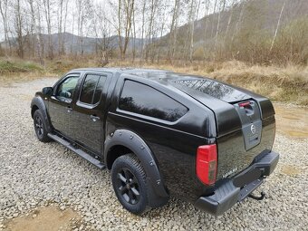 Nissan Navara D40 Double Cab 2.5 - 10