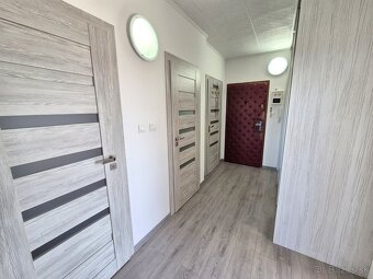 Krásny 3-izbový byt s loggiou / 68 m2 / - Bytča - 10