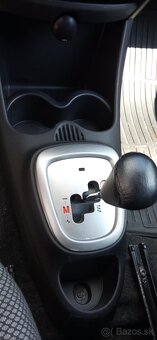 Predam Toyota Aygo r.v.2013 automat - 10