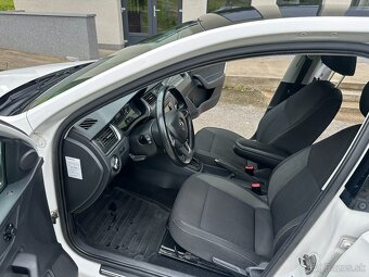 Predám Škoda Rapid 1.4 TSI Ambition DSG Automat - 10