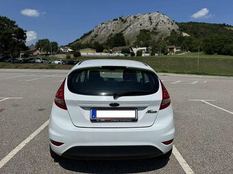 Ford Fiesta - 10