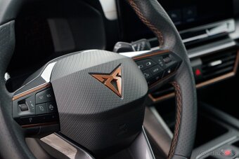 Cupra Formentor 1.4 e-Hybrid TSI VZ 245k - 10