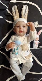 Realistická bábika chlapček Samko - 10