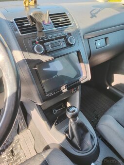 Predám VW touran - 10