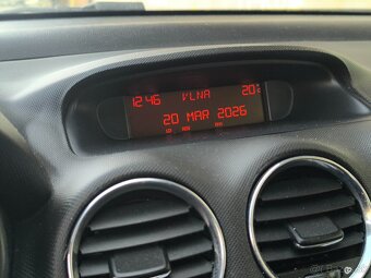 Peugeot 308 1.6 HDi - 10