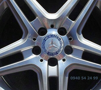 Stredové krytky - pukličky - 10