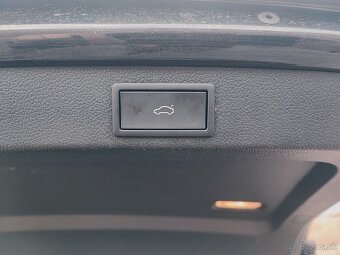 Skoda Superb Combi Sportline 2.0 TDI - 10