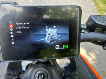 KTM DUKE 125 - 10