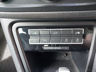 Rozpredám Volkswagen Sharan 7N - 10