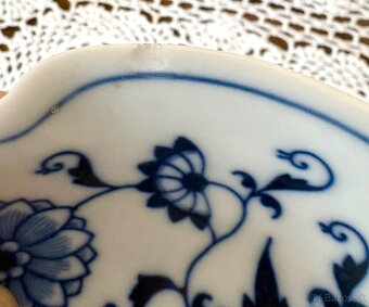 MODROBIELY PORCELÁN A SKLO DO ZBIERKY - 10