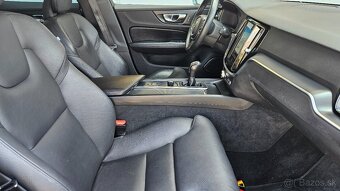 Volvo V60 D3 Momentum - 10