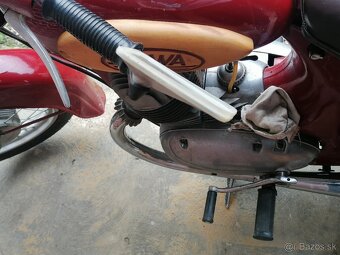 Jawa 350/360 - 10