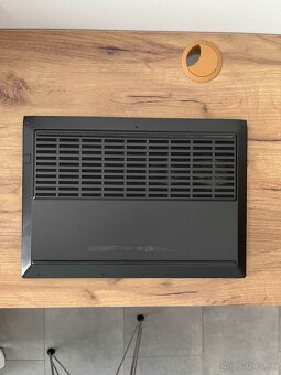 Predám herný notebook HP Victus 15 (i5-12500H / RTX 3050 / 1 - 10