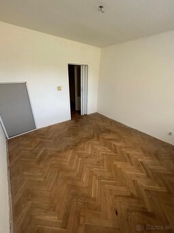 BYT + GARAŽ  PARTIZÁNSKE - 10