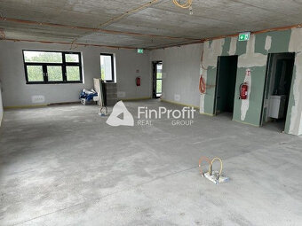 Kancelárske priestory s voliteľnou dispozíciou a skladom na  - 10