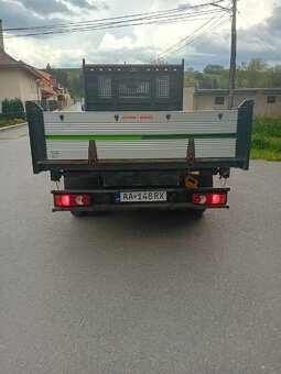 Predam Nissan Cabstar trojstranny sklapač r.v.2011 - 10
